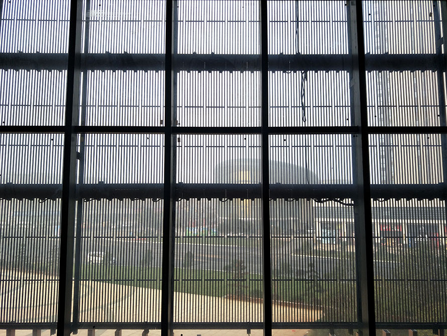 戶(hù)外led顯示屏如何做到防雨防雷